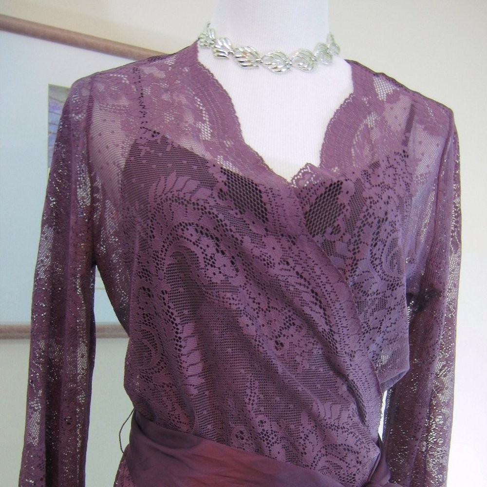 Raspberry Lace Wrap Blouse, Satin Belt  Sz L - Picture 3 of 11